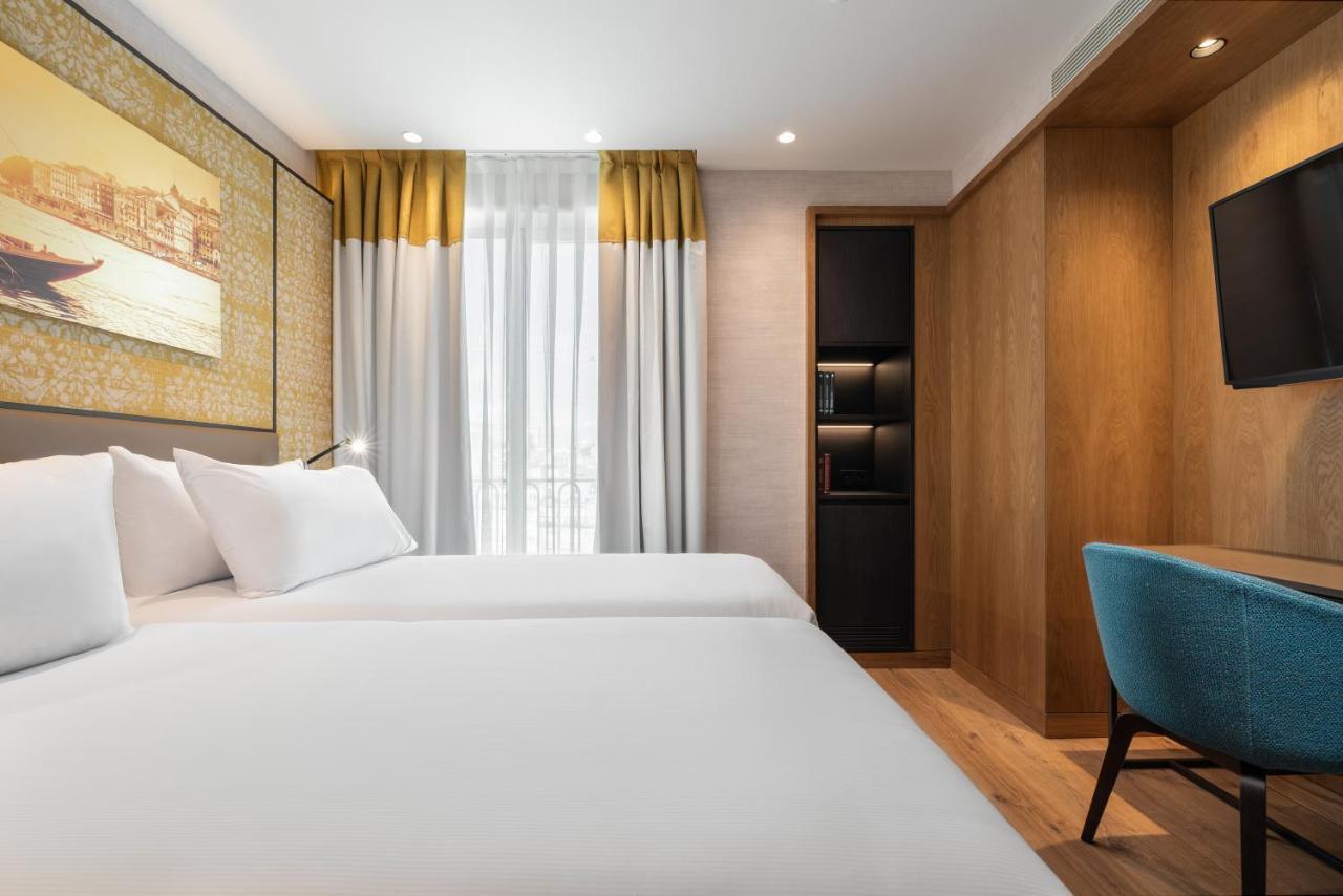 Hotel Eurostars Aliados Porto Exteriér fotografie A room at the hotel