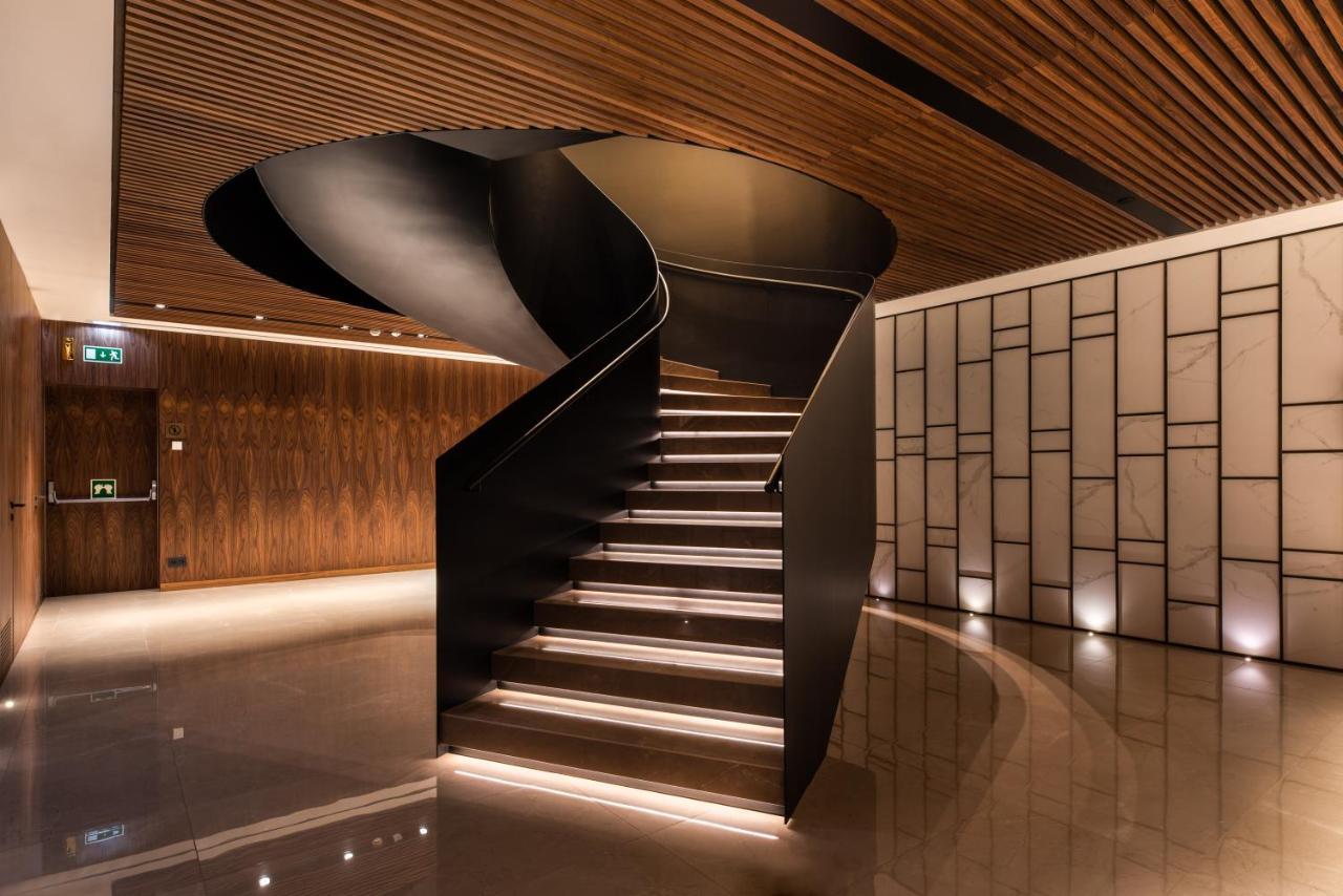 Hotel Eurostars Aliados Porto Exteriér fotografie The staircase