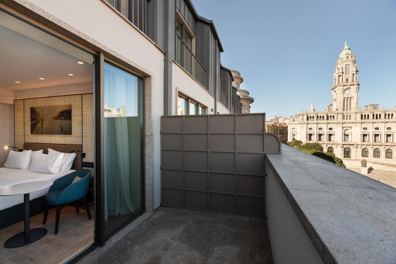 Hotel Eurostars Aliados Porto Exteriér fotografie The hotel's balcony