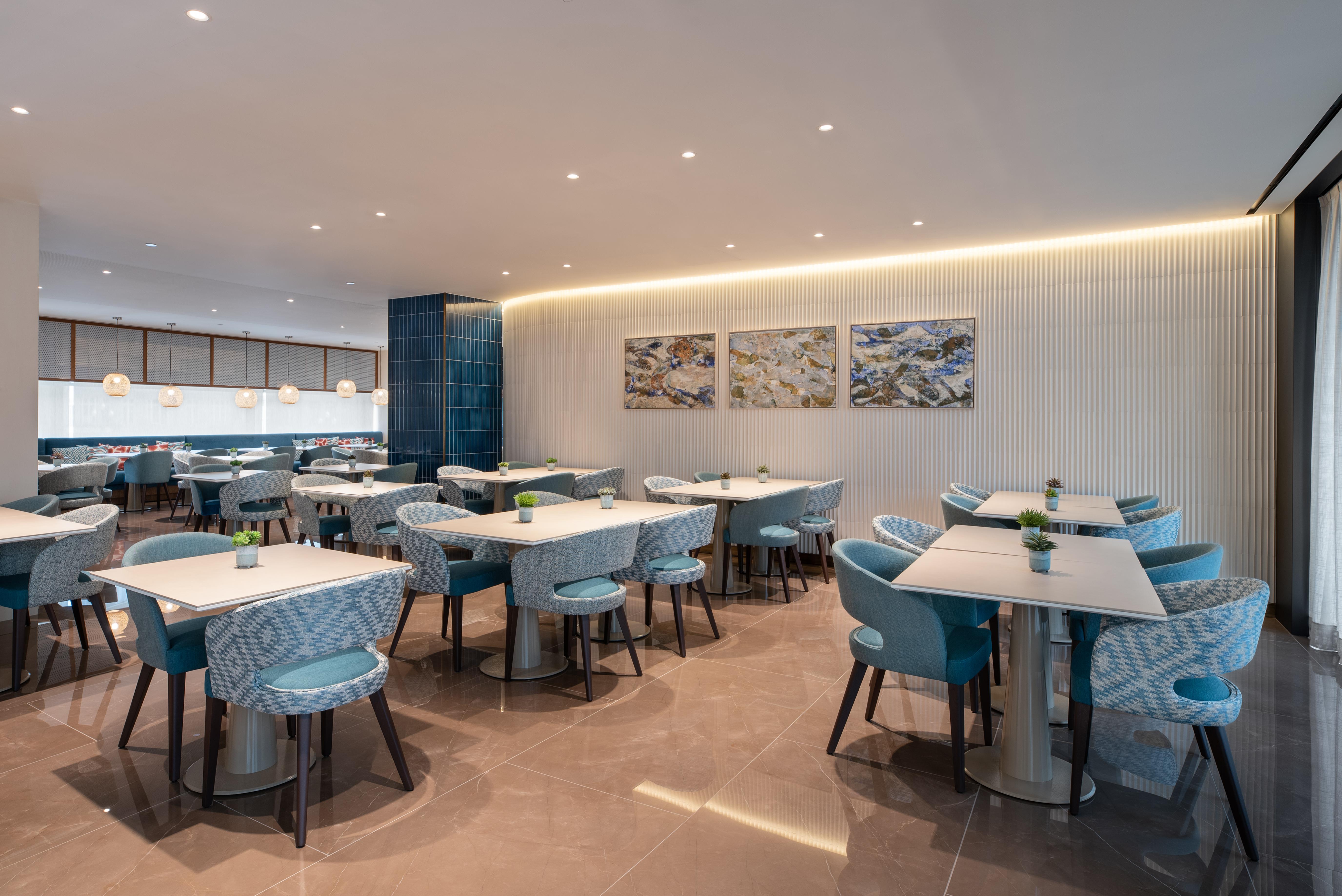 Hotel Eurostars Aliados Porto Exteriér fotografie The lounge at the airport